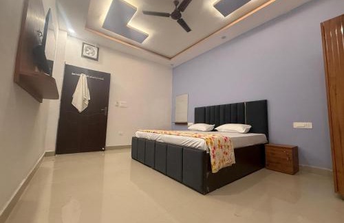 Vrindavan House | Kanak Bhawan