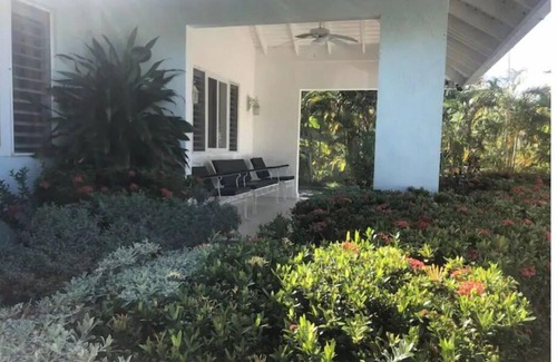 St. Ann's Bay House | Kanhai Villa