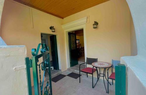 Achilleio House | Kansoneta-Traditional Mansion in Gastouri Village