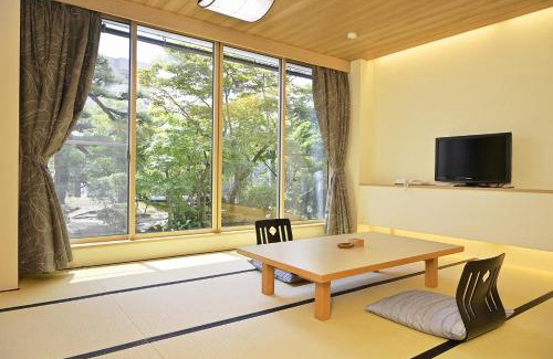Iwai Onsen Hotel | Kansuitei Kozeniya