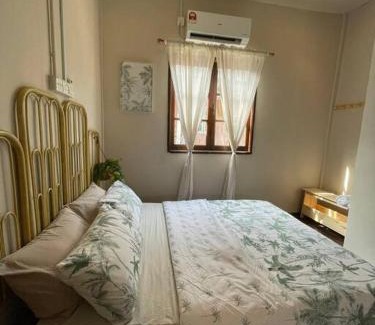 Kampung Ru Muda Ski Chalet | Kapas View, Zaki's Residence, Marang, Terengganu