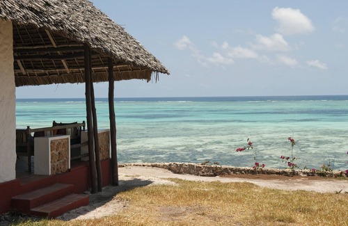 Pingwe Resort | Karafuu Beach Resort & Spa