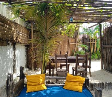 Bwejuu Beach Villa | Karibuni Marafiki Villa