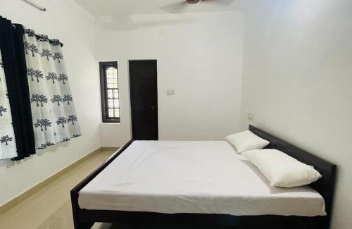 Vayalar House | KARIYIL KAYALORAM HOMESTAY