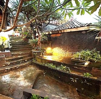 Wonosari Hotel | Karlie Inn