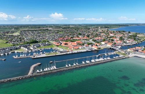 Karrebksminde Hotel | Karrebaeksminde Strandhotel