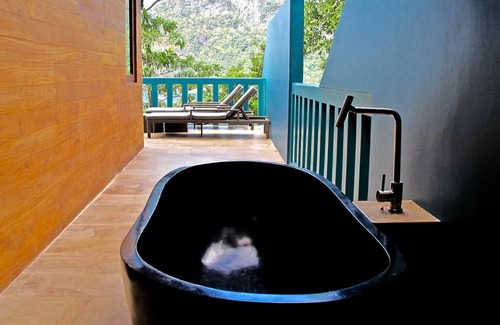 El Nido Villa | KARUNA JOGLO 1 - OCEAN VIEW