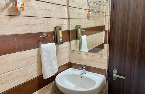 Varanasi House | Kashi Awahan