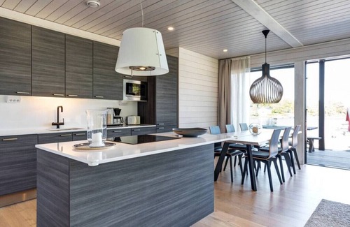 Kasnas House | Kasnäs Marina Seafront Lux Villa