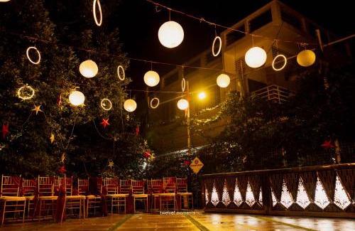 Thrissur Ski Chalet | Kayyalas Courtyard