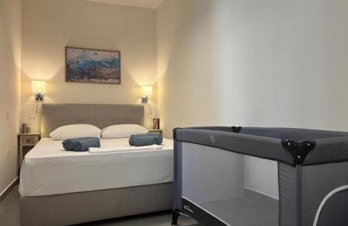 Aegina Town Apartment | Kazarma Central Suites - Apartment Complex