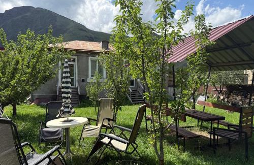 Gergeti House | Kazbegi Green Yard