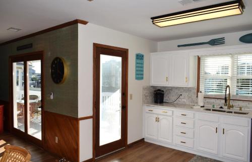 Holden Beach House | Keepin It Reel