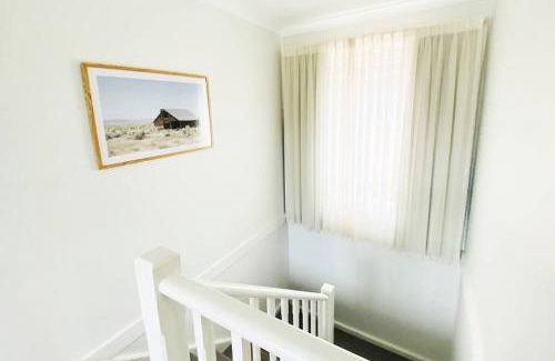 Kellyville House | Kellyville 5Br Near park and shopping mall
