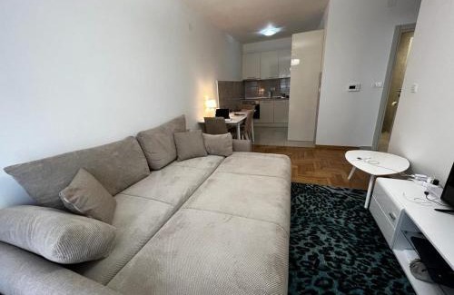 Golubovina Apartment | Kendi Land - Modern Apartment