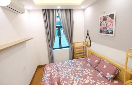 Huong Thuy Hotel | KenPi House, Nguyên Căn, đậu nhiều xe ô tô