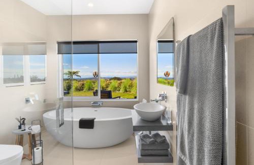 Okaihau Bed & Breakfast | Kerikeri Skylark Lodge