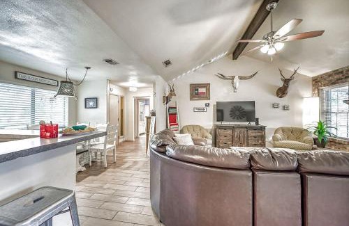 Kerrville House | Kerrville Hidden Gem with Firepit and Grill - Great Location