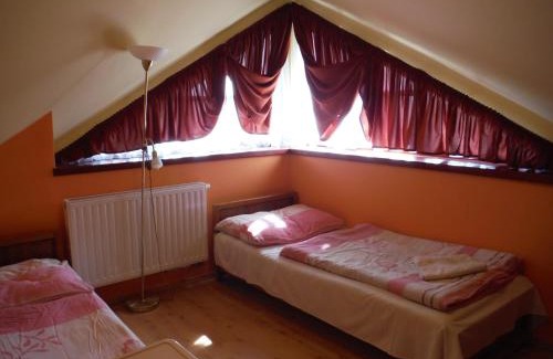 Oroshaza House | Kertvárosi Vendégház