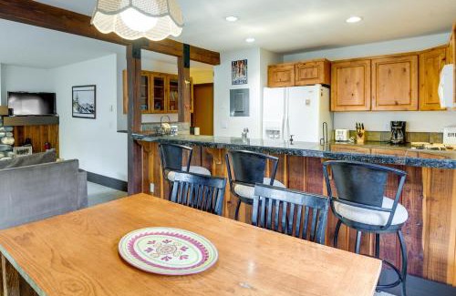 Ketchum Apartment | Ketchum Condo with Deck Less Than 1 Mi to Sun Valley Resort!