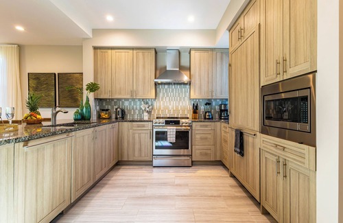 Rock Harbor Villa | Key Largo 4BR Villa | Pool, Clubhouse & Gym