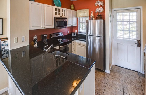 Marathon Villa | Key Lime Cottage: A Stunning Duck Key Retreat with Private Dip Pool and Scenic Water Views!