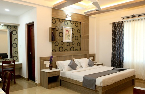 Thodupuzha Hotel | Kgees Noah Ark