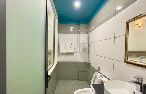 District 12 Hotel | Khách Sạn TRẦN LONG