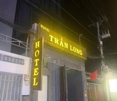 District 12 Hotel | Khách Sạn Trần Long