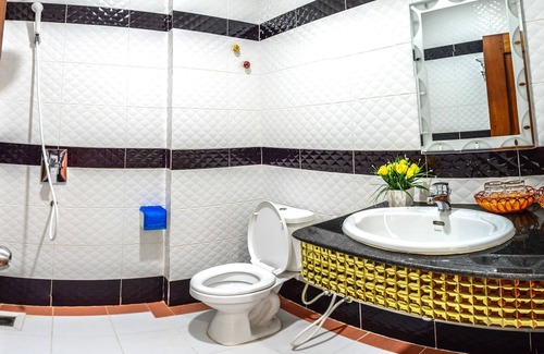 Moung Ruessei Hotel | Kheang Oudom Hotel