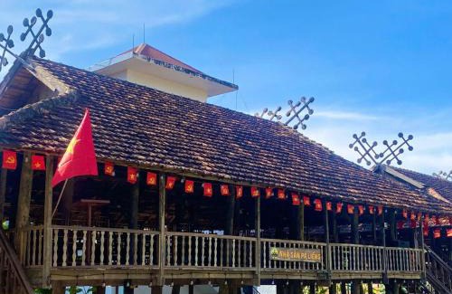 Muong Thanh Resort | Khu văn hóa ẩm thực Làng Thái - Khách sạn Mini Điện Biên Riverside