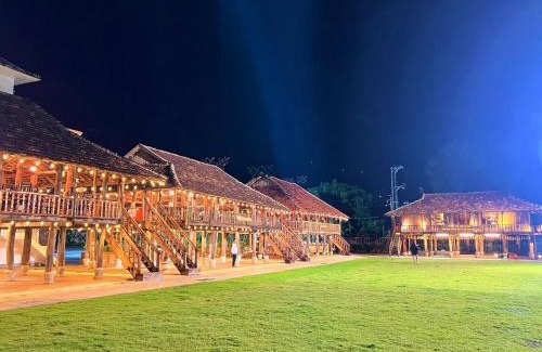 Muong Thanh Resort | Khu văn hóa ẩm thực Làng Thái - Khách sạn Mini Điện Biên Riverside