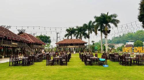 Muong Thanh Resort | Khu văn hóa ẩm thực Làng Thái - Khách sạn Mini Điện Biên Riverside