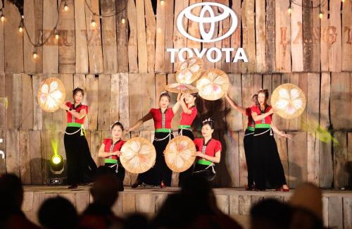 Muong Thanh Resort | Khu văn hóa ẩm thực Làng Thái - Khách sạn Mini Điện Biên Riverside