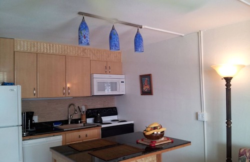 Kihei Condo | KIHEI KAI NANI condo #203- Great Location , Steps to KAMAOLE BEACH II