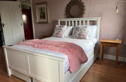 Kilkenny House | Kilkenny rental The Folly Lodge minutes from city centre R95RYC8