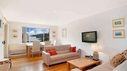 Killcare House | 'Killcare Vibe - Bayside Apartment' by HolidayCo