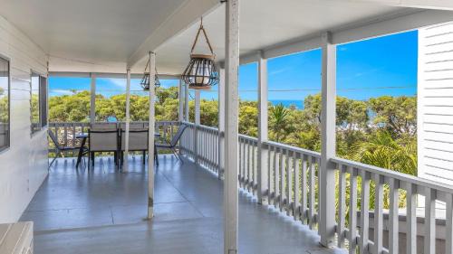 Killcare House | 'Killy Beach House' by HolidayCo