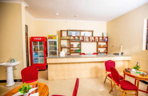 Manyoni Cabin | Kimilo Gwajehe