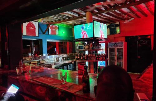 Kigamboni Hotel | KimyaKimya Pub & Lodge