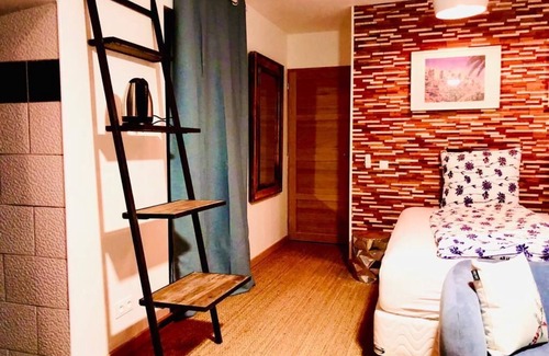 Saint-Etienne-de-Boulogne House | King-Signature-Ensuite with Bath-Mountain view