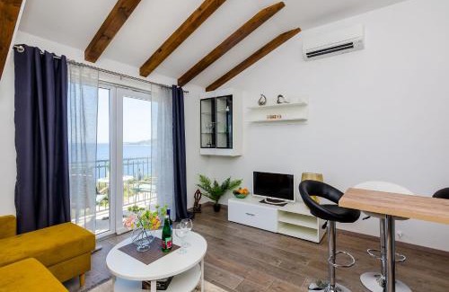 Plat Apartment | King Suite