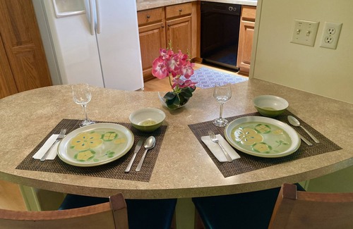 Charlotte Park House | Kingfish Waterfront Canal Retreat