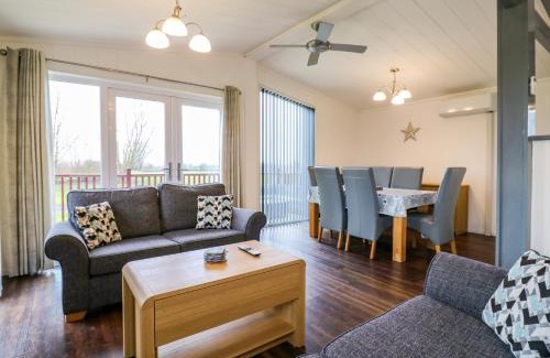 Little Stukeley House | Kingfisher
