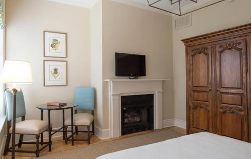 Charleston Historic District Bed & Breakfast | Kings Courtyard Inn