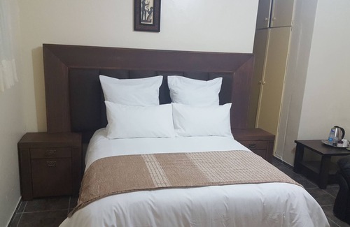Bulawayo Bed & Breakfast | Kismet