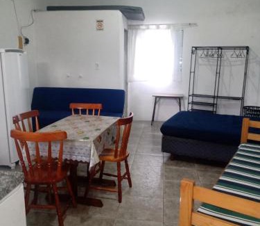 Itanhaem House | Kitnet de Inês