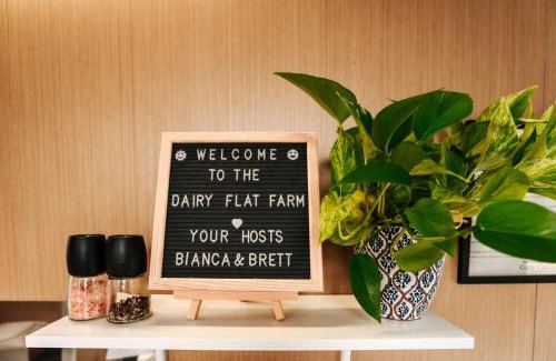 Waitoki House | Kiwi Farm Cabin 2 by Tiny Away