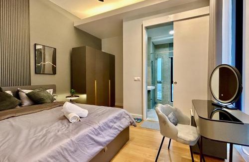 Brickfields Apartment | KL Central 33rd Floor KLCC view