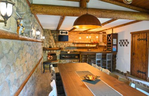 Kvartal Noviya Grad House | Klecherova House